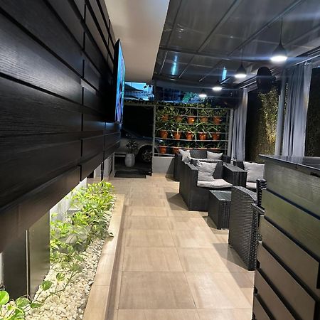 Villa Thirty Three Лагос Екстериор снимка
