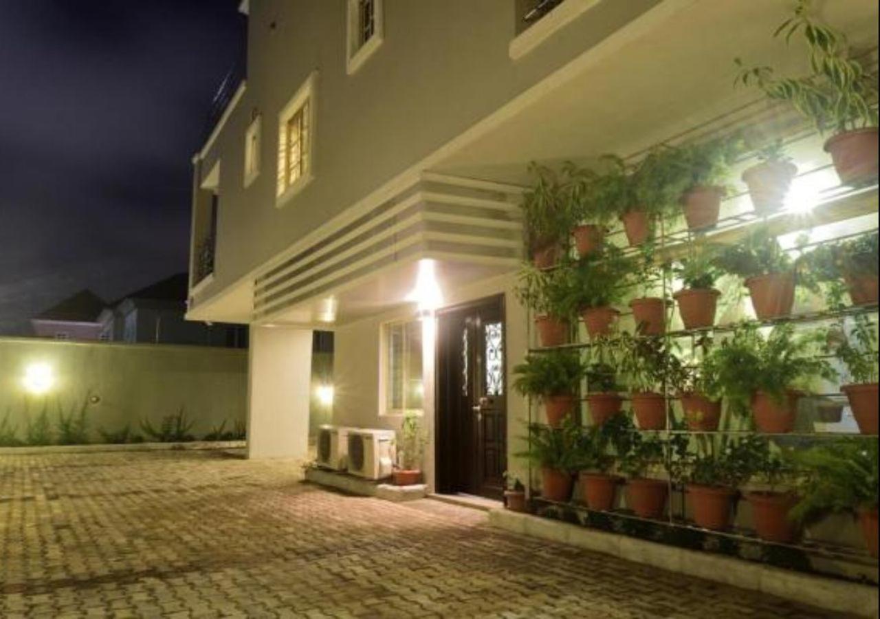 Villa Thirty Three Лагос Екстериор снимка